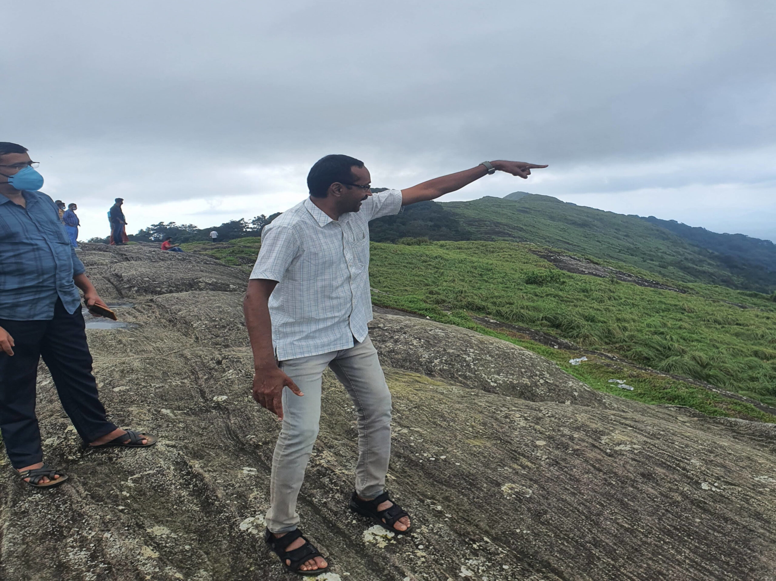 Friends enjoying tea at a local stall